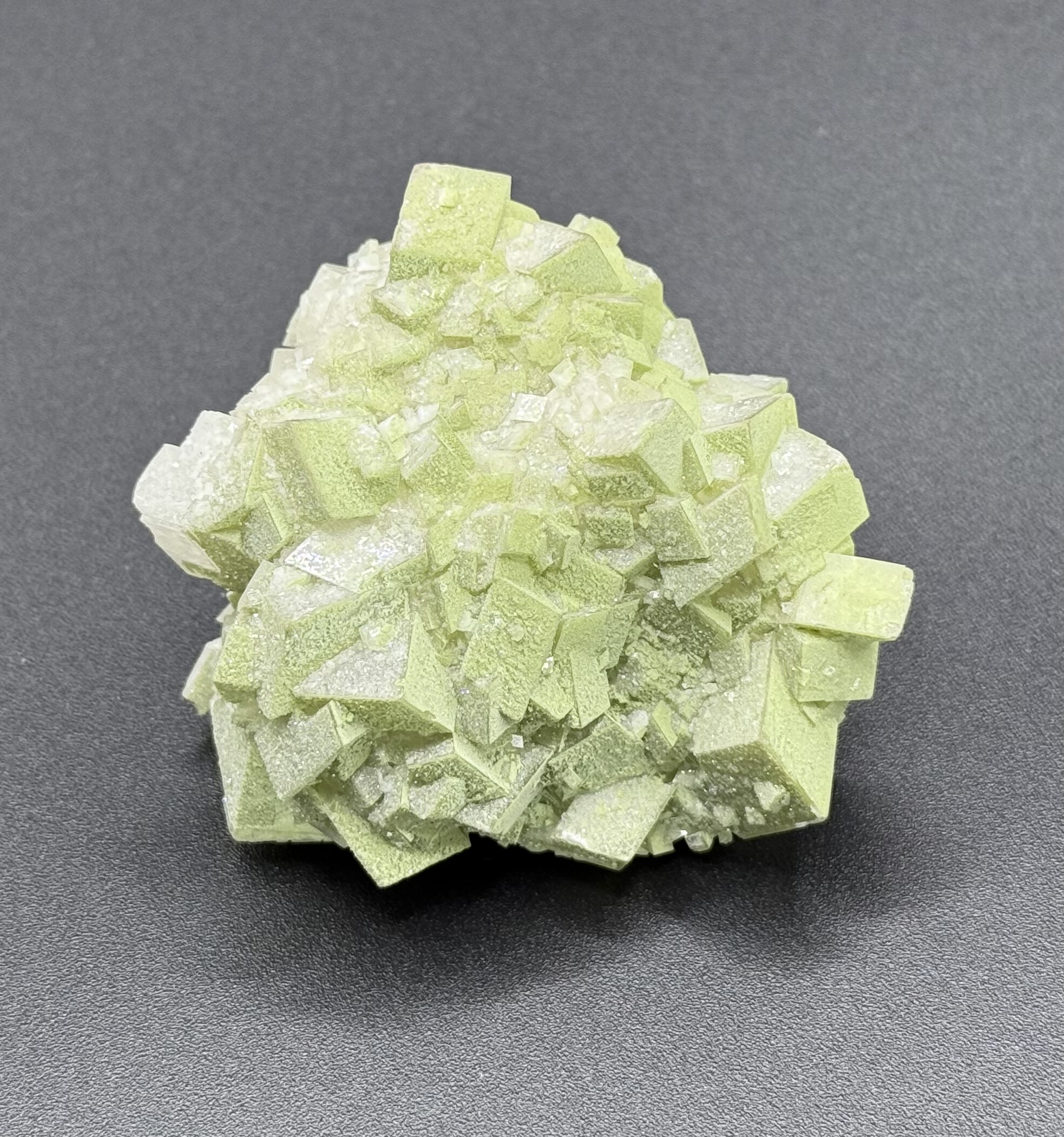 Duftite on calcite