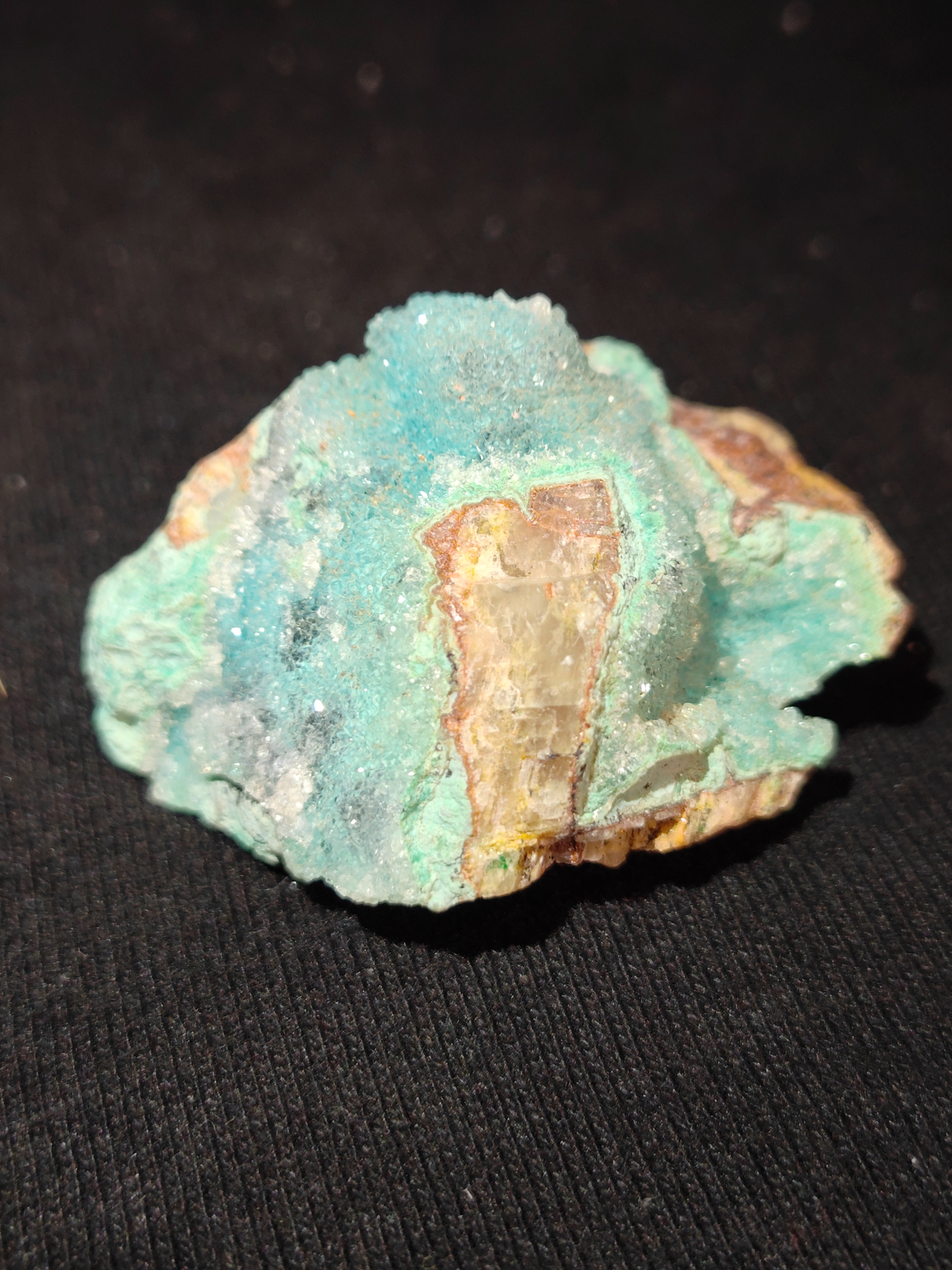 Druzy Hemimorphite